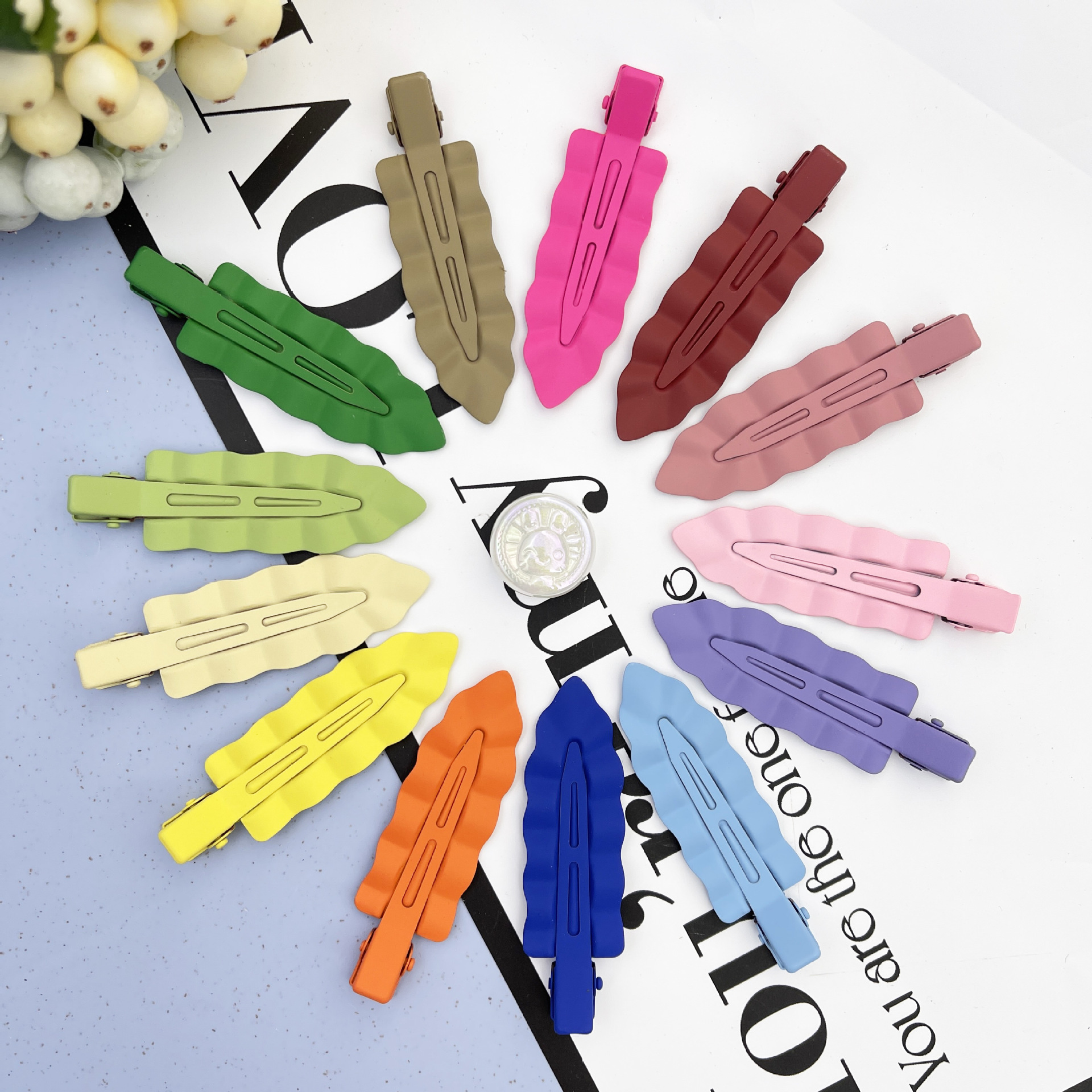 Vernice Macaron Gloss 2024 8 caratteri Fermaglio a becco d'anatra Colore frutta Fermaglio per capelli senza cuciture Accessori per capelli carini Fermaglio laterale Frangia Accessori_voghion.com