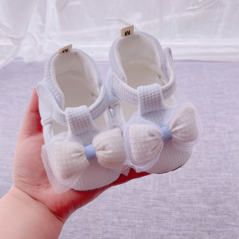 Spring and summer female baby princess shoes 0-1 year old baby shoes non-slip soft sole shoes do not drop Spring and Autumn New Baby