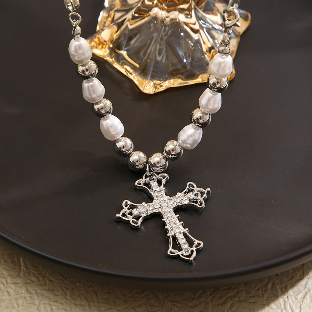 Collier de perles à vendre à chaud, créatif, doux, cool, vent sombre, pendentif croix, chaîne de clavicule_voghion.com