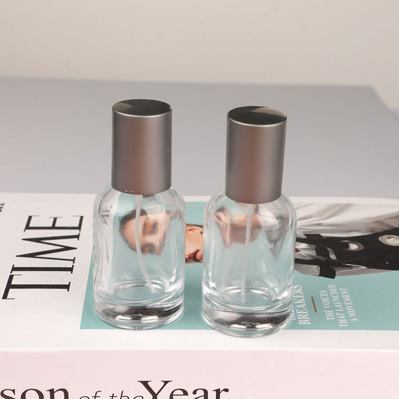 Perfume Bottling High-end Portable 30ml Large Capacity Spray Bottle Advanced Press Empty Bottle Replacement Bottling