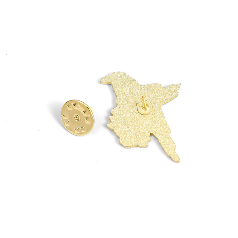 Foreign trade new jewelry animal series alloy brooch creative cartoon crow flying shape paint badge wholesale
