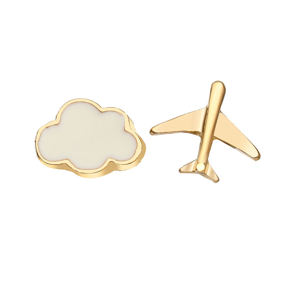 Han Zhishang Independent Station Cute Cloud Aircraft Small Earrings European and American Cross-border Creative Sweet Oil White Earrings Female