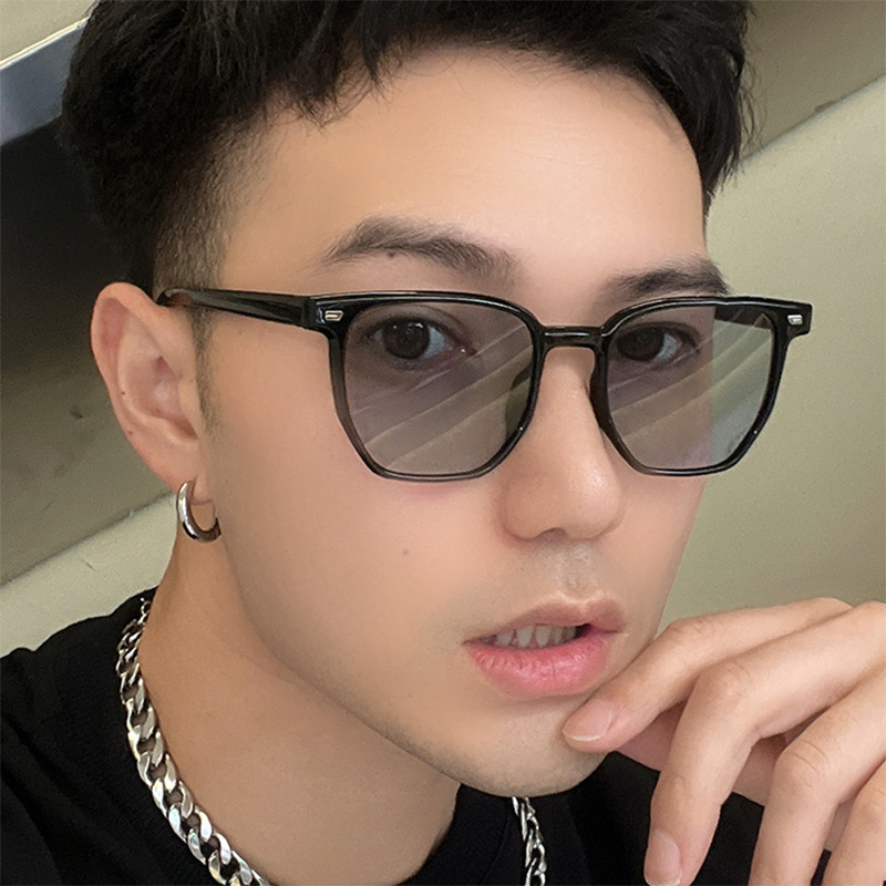 Sunscreen Big Face Retro Sunglasses Women's 2025 New Square Blue Sunglasses Men's Anti-UV Sunglasses
