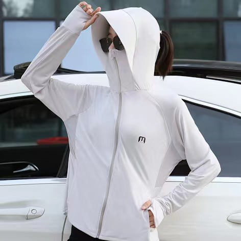 Factory direct wholesale ice silk sunscreen summer breathable big brim riding anti-ultraviolet coat women's sunscreen clothing