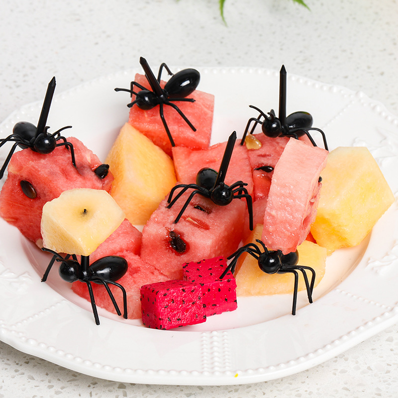 Cross-border Hot Ant Moving Fruit Fork Creative Snack Fork Plastic Ant Party Fruit Cake Fork 12 Pack