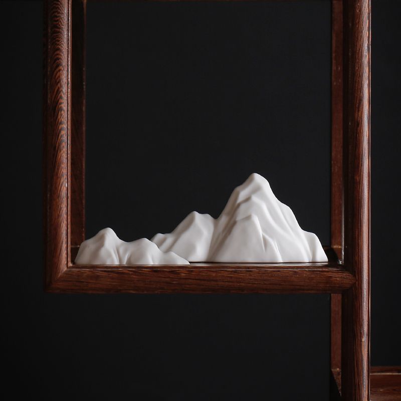 Tea pet ornaments rockery snow mountain Pen Holder paperweight kung fu tea ceremony accessories decorations living room ceramic simulation Snow Mountain