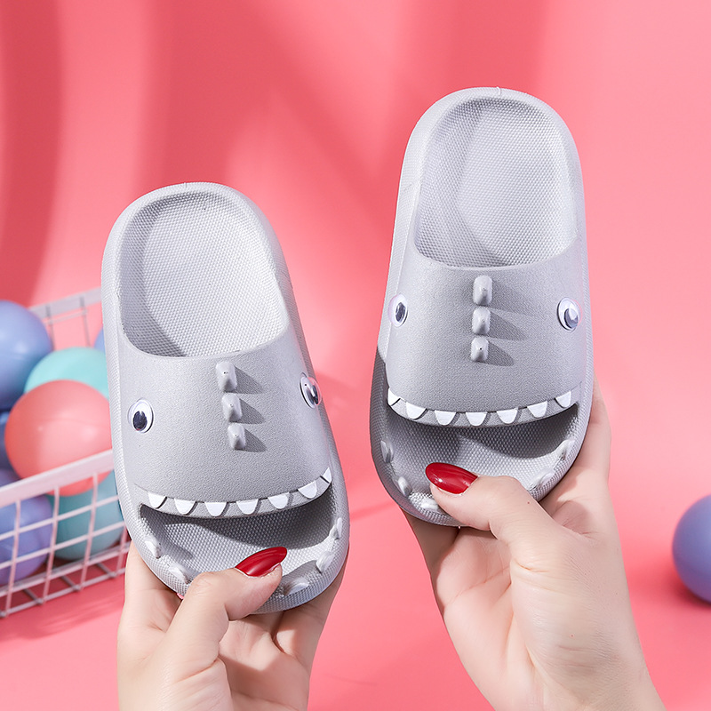 Cartoon shark children's slippers summer indoor non-slip home shoes boys and girls outdoor soft bottom sandals