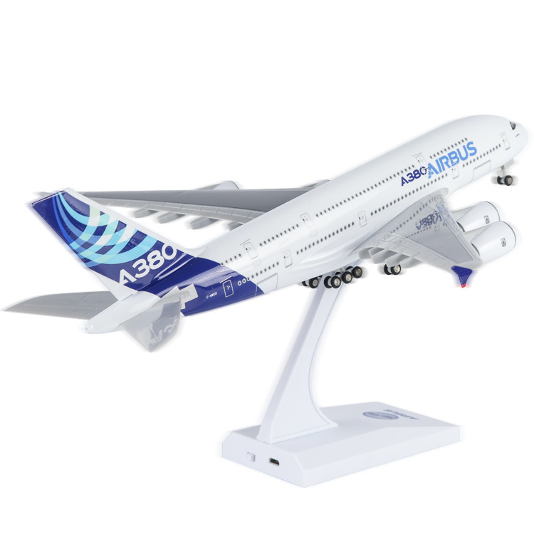 新バージョン飛行機モデル軽ホイール 30 センチメートルエアバス 380 南方航空 787 航空機 C919 航空モデルの装飾品ギフト|undefined