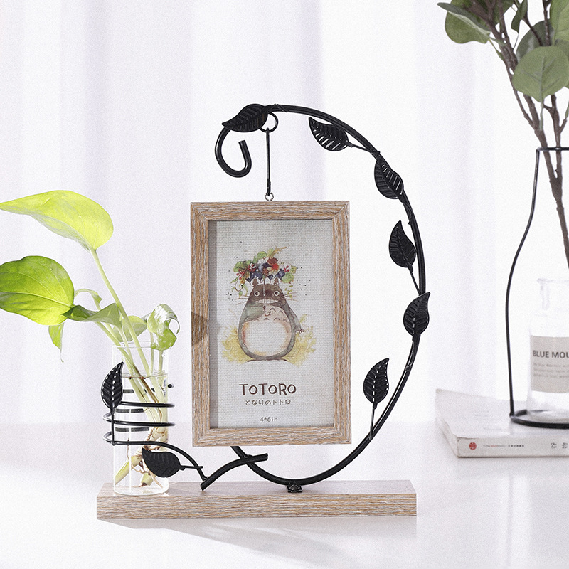 Factory wholesale creative Nordic 6 inch iron art photo frame table combination double-sided woodcut picture frame photo frame hydroponic ornaments