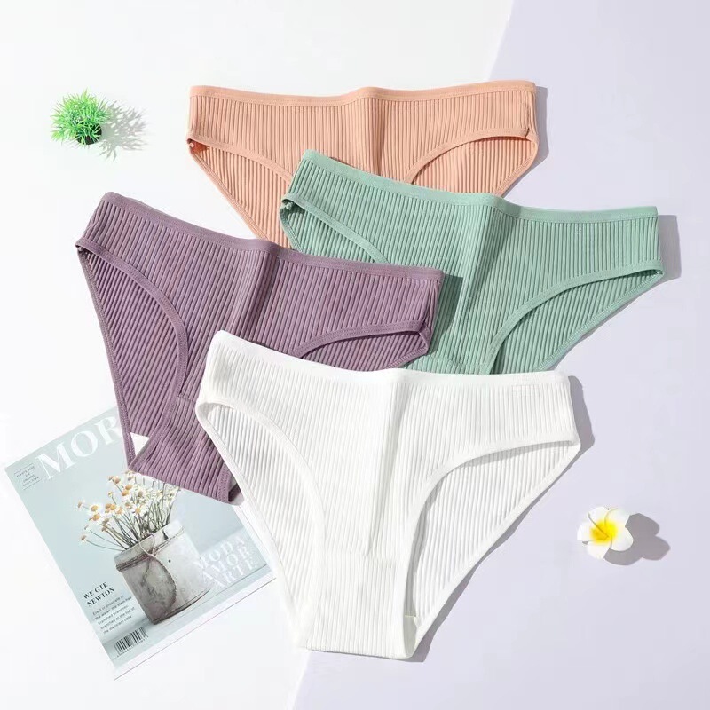 新商品の純綿のねじの女性の三角のズボンの純色の低い腰は尻の通気性の二重段の少女の下着を持ちます。|undefined