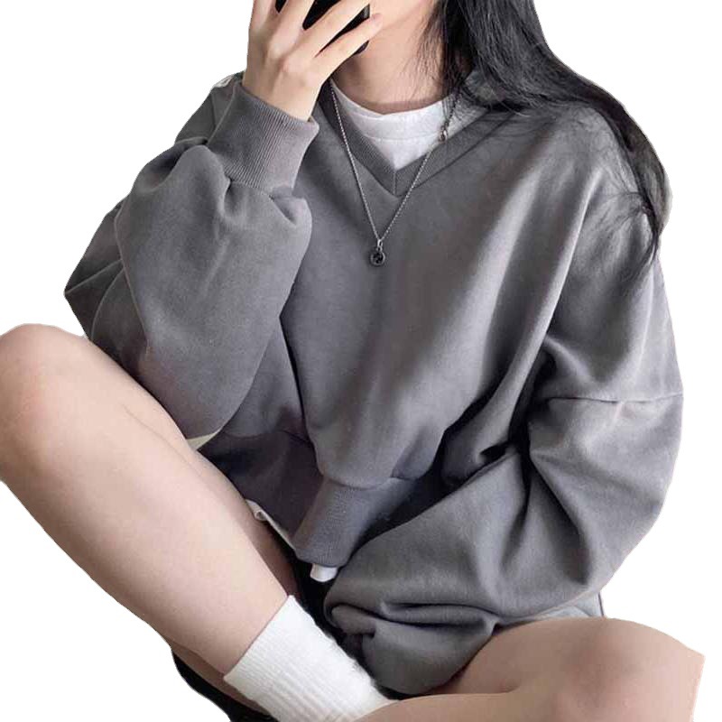 Koreanischer schicker Herbst-Lazy-Style-Pullover mit V-Ausschnitt, lockerem Langarm-Pullover + Shorts mit hoher Taille und weitem Bein, Sportanzug für Damen_voghion.com
