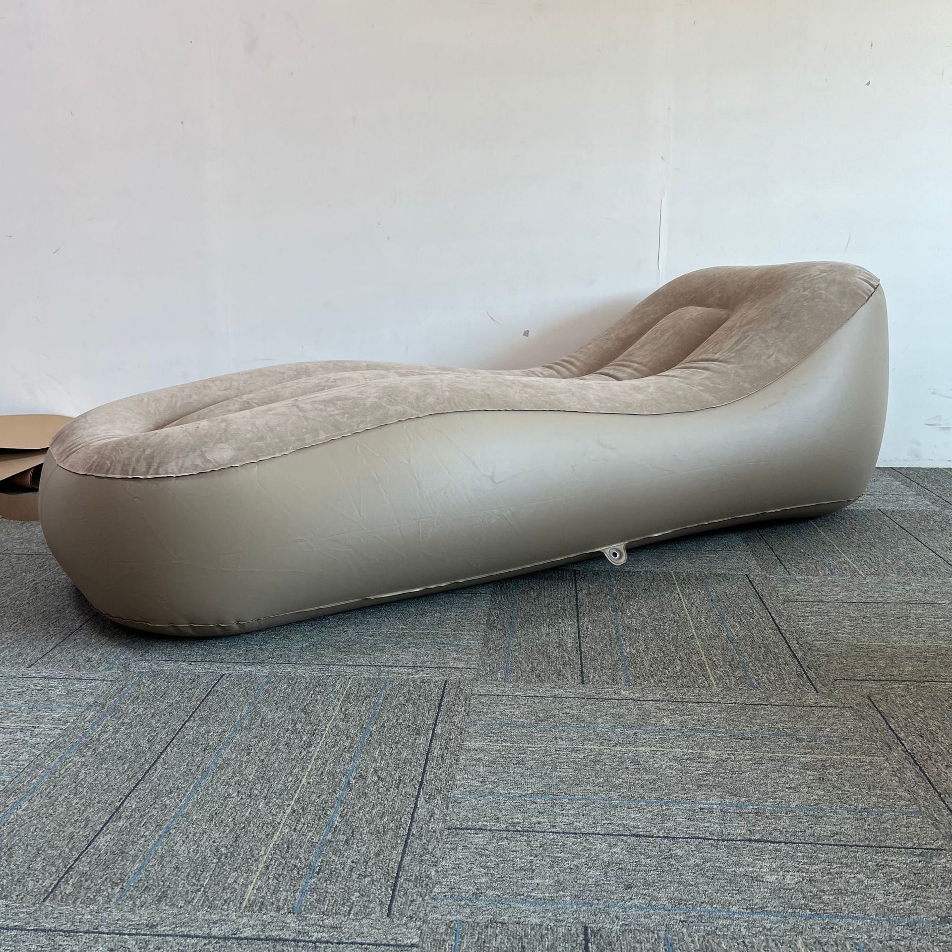 Производители Новый надувной открытый диван Портативный Кемпинг Подушка Lazy Leisure Air Recliner Одноместная кровать для обеденного перерыва
