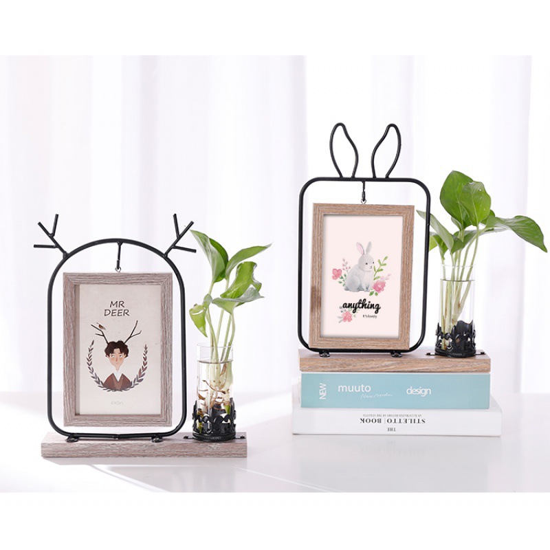 Factory wholesale creative Nordic 6 inch iron art photo frame table combination double-sided woodcut picture frame photo frame hydroponic ornaments