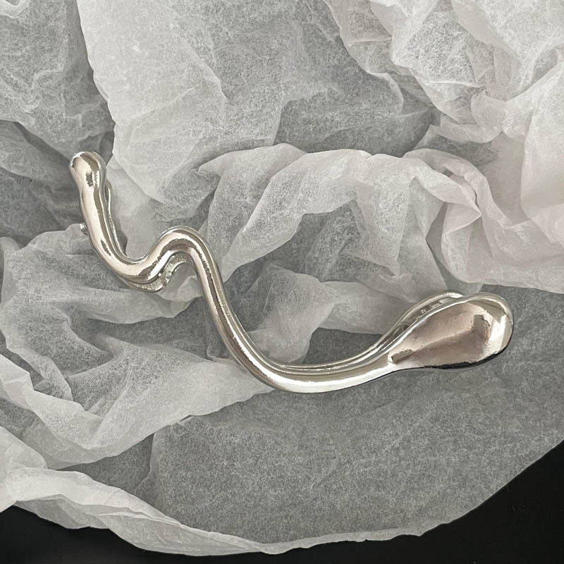 Fermaglio per capelli in metallo argentato Fermaglio per capelli a disco Grande volume per capelli Fermaglio per squalo di alta qualità Accessori per capelli coreani Copricapo Fermaglio per capelli per donne_voghion.com