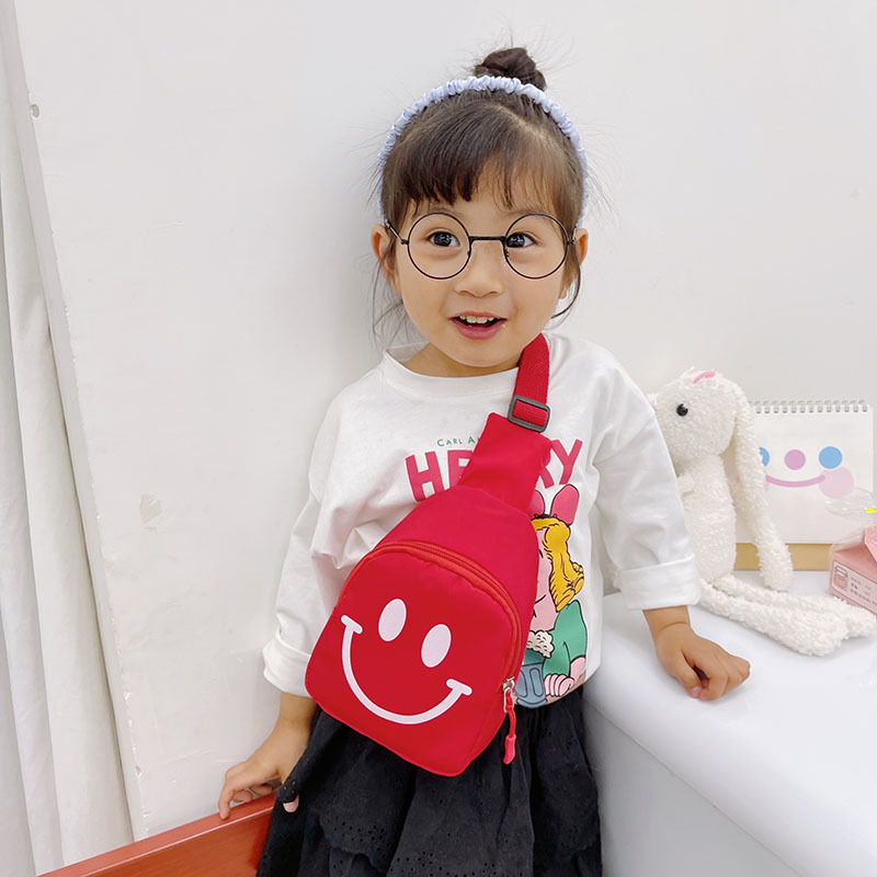子供用バッグ笑顔斜めショルダーバッグ2022新型スポーツかっこいい男の子の胸に幼稚園の赤ちゃんのリュックサックを包んでいます。|undefined