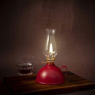 Metal Belt handle outdoor kerosene lamp camping lamp atmosphere lamp national Mobil lamp high temperature resistant glass cover copper-plated lamp