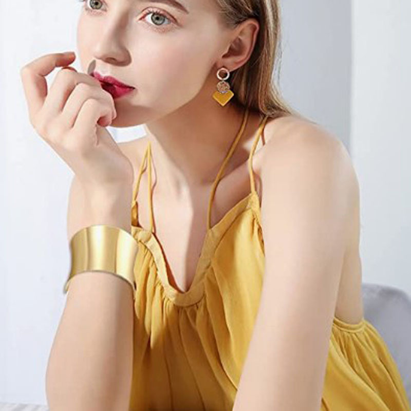 European and American Exaggerated Wide Open Metal Bracelet Mirror High Quality Fashion Dance Style All-match Glossy Bracelet for Women