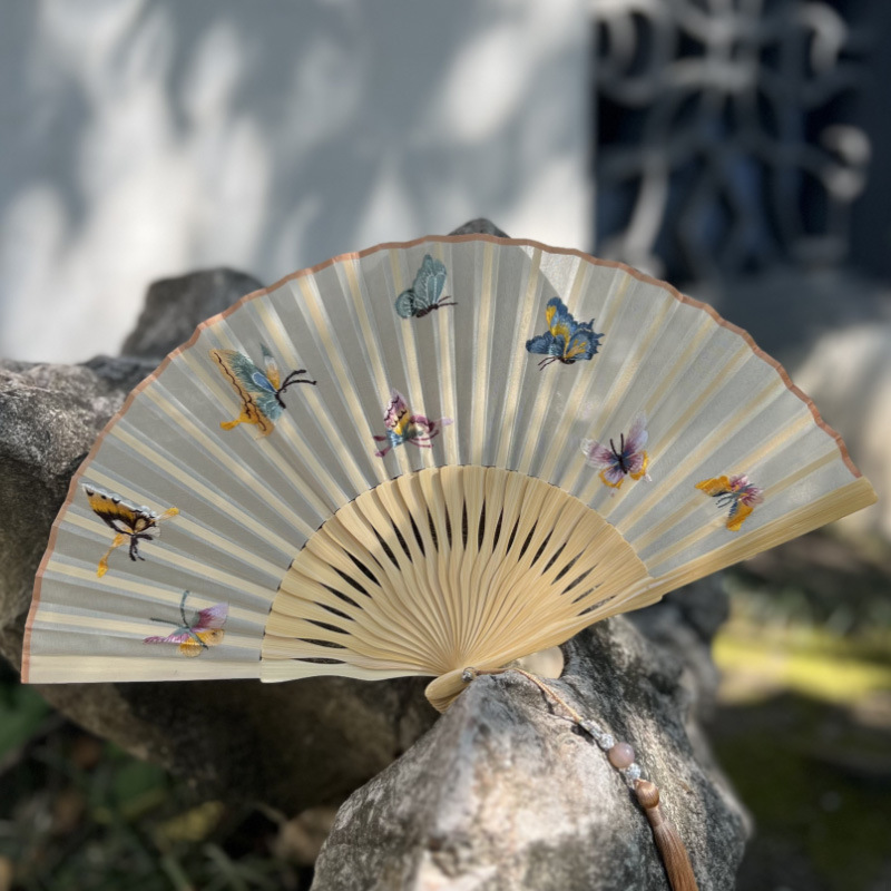 [wholesale ordering] Suzhou embroidery folding fan embroidery fan folding fan antique female fan Chinese fan craft gift fan