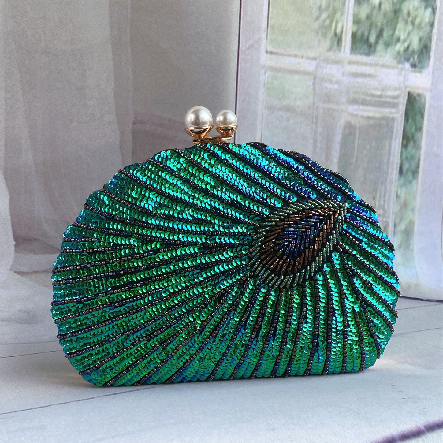 Cross-border spot retro Chinese style heavy craft beaded embroidery bag evening wear portable evening bag cheongsam clutch bag perfect match