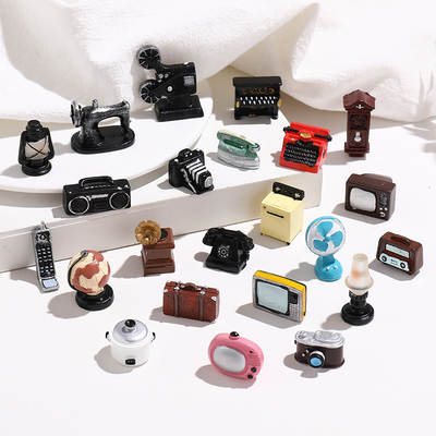 Simulation retro TV phone phonograph 3d miniature Mini resin ornaments cream glue diy material bag