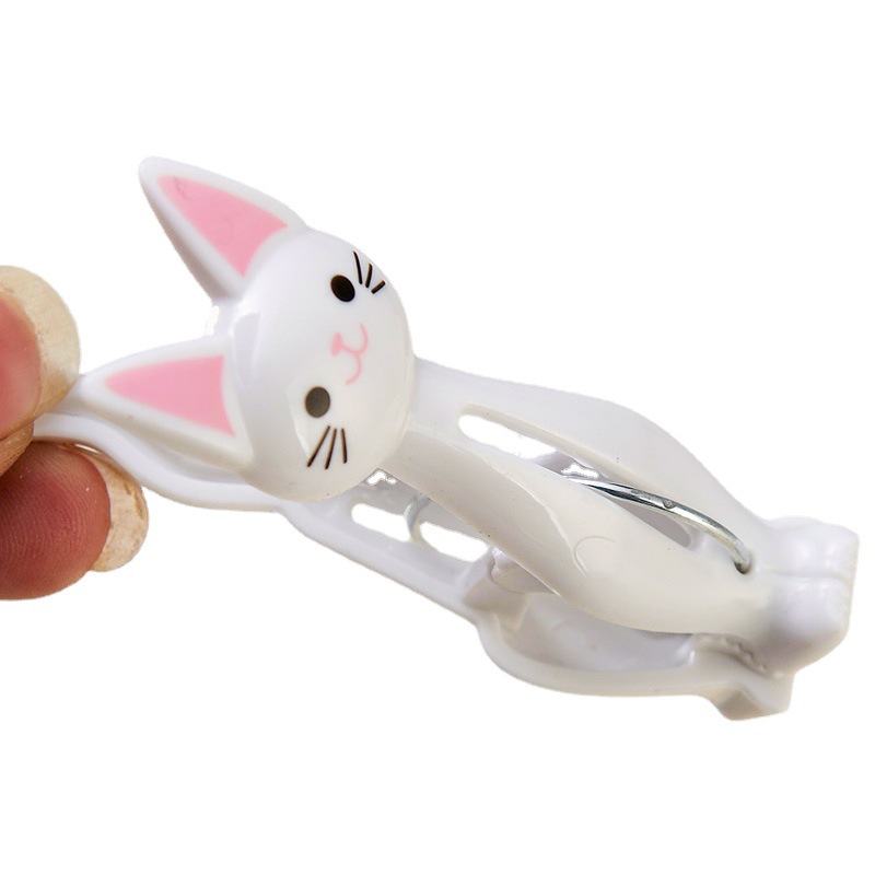 Kitchen clip cartoon cat plastic transparent plastic clip creative shape plastic sealing clip plastic clip