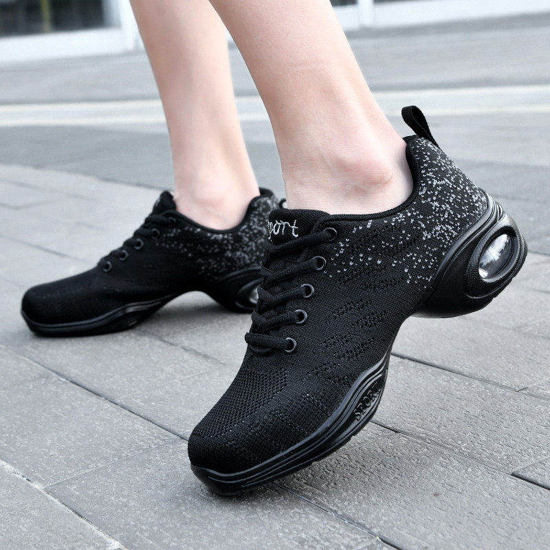 New Dancing Shoes Women's Soft Bottom Dancing Shoes Square Dancing Shoes Breathable Flying Mesh Cloth Shoes Female Sailor Jazz Sneakers