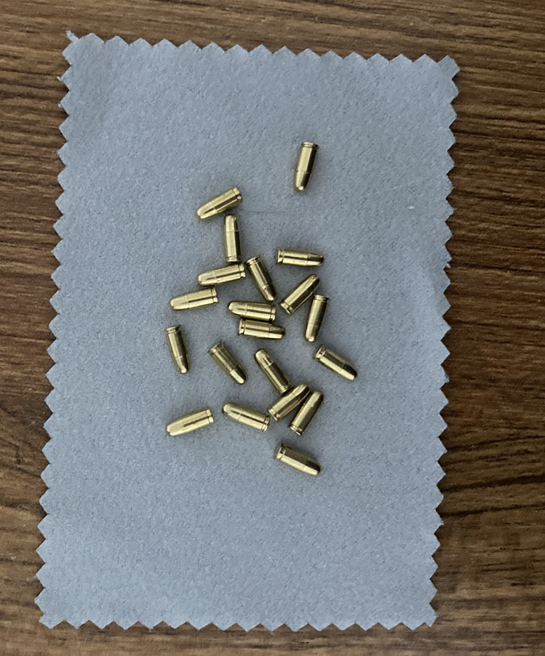 1:3 Alloy Empire G17 GLOCK G34 Throw Shell Metal Keychain Bullet Model Cartridge Accessories