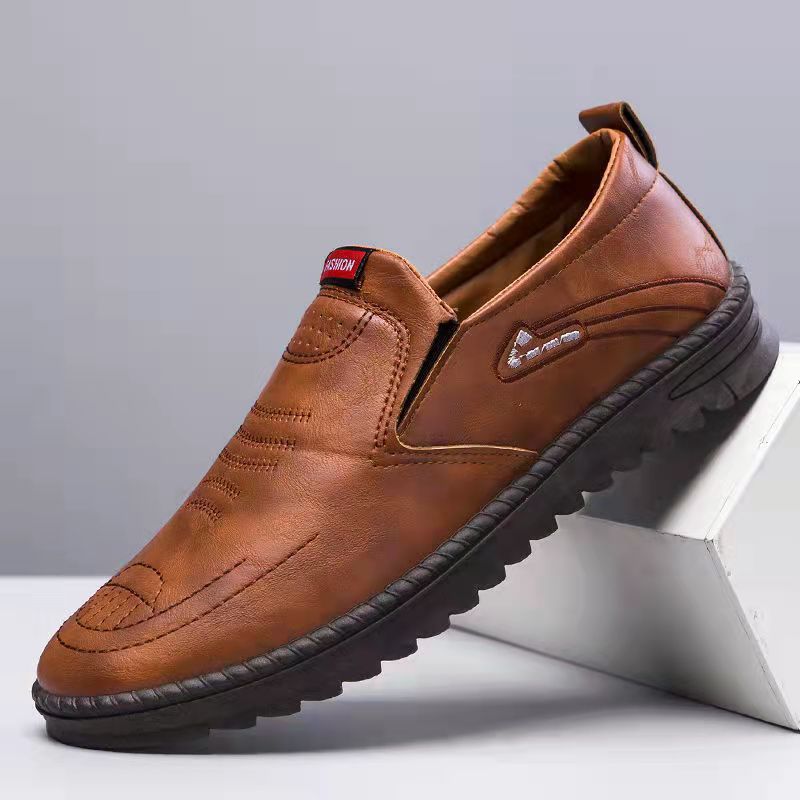Men's casual shoes 2023 spring new pedal cross-border wholesale soft leather soft bottom breathable business leather shoes