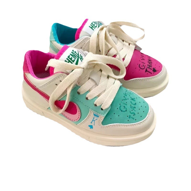 Girls' Board Shoes 2024 Autumn New Thick-soled Yuanyang Casual Shoes Breathable All-match Zhongtong Non-slip Soft-soled Trendy