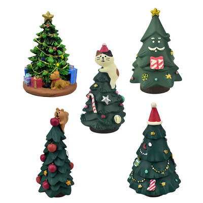 ins Mini Christmas Tree Crawling Cat Christmas Decoration Creative Miniature Scene with Resin Ornament Gift