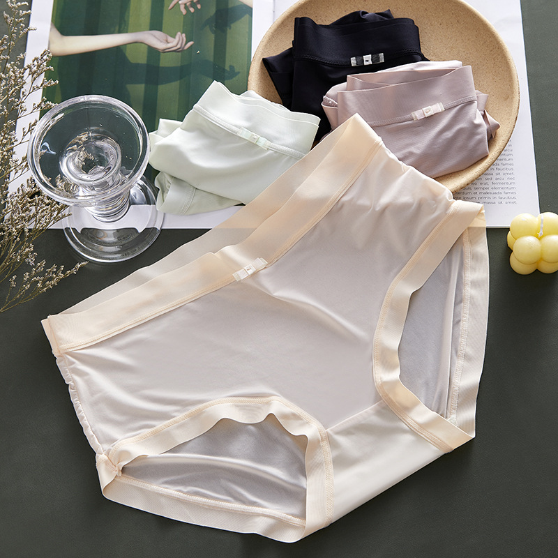 Summer breathable thin new Ice Silk breathable comfortable briefs Japanese girls students waist solid color wholesale