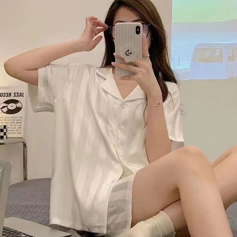 Ice Silk Pajamas Women 2024 New Summer Short-sleeved Summer Silk-like Home Clothes Ins Style suit pajamas