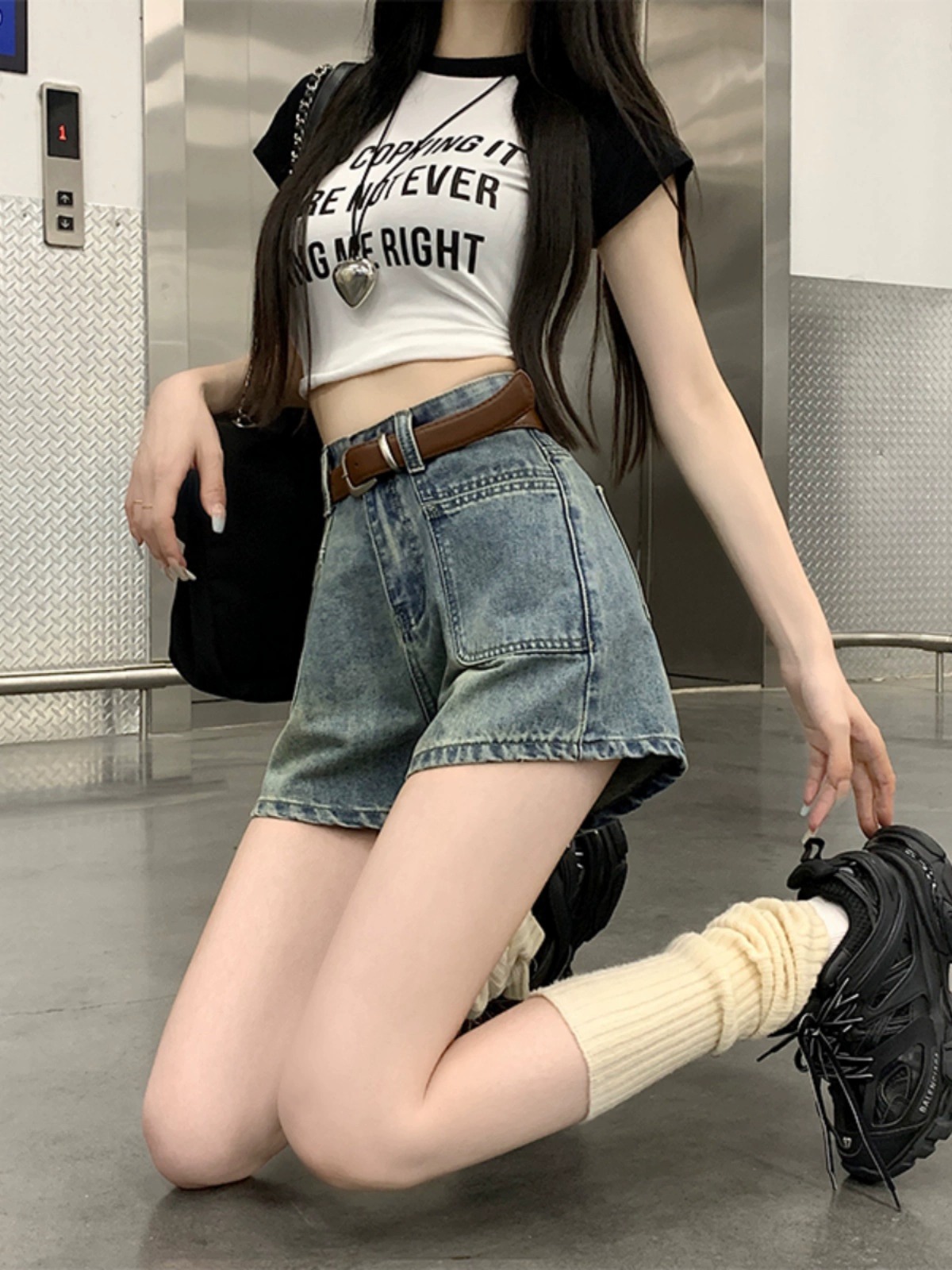 Retro A- line wide leg Denim shorts women's summer 2023 new slimming student loose high waist hot pants fashion