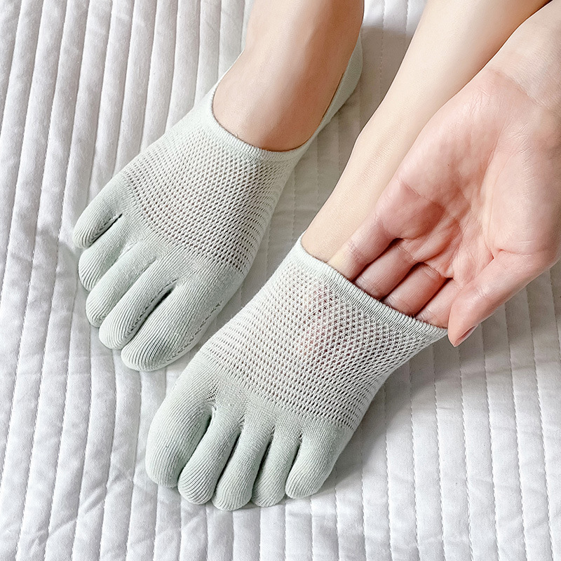 Atmungsaktive unsichtbare Fünffingersocken aus Baumwolle für Damen_voghion.com