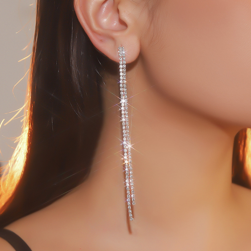 New Korean version of earrings rhinestone long tassel net red earrings earrings temperament all-match simple earrings wholesale women
