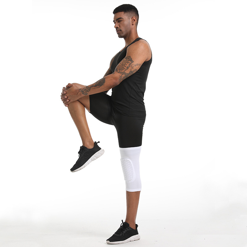 Wholesale sports knee cover honeycomb anti-collision patella protection men's and women's outdoor basketball Football cycling running protective equipment