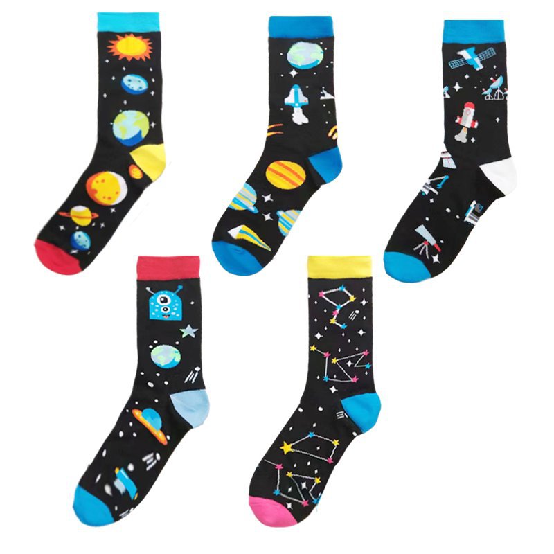 Men's cotton manufacturers Europe and the United States four seasons fashion socks men's socks starry sky Amazon ins planet female foreign trade socks