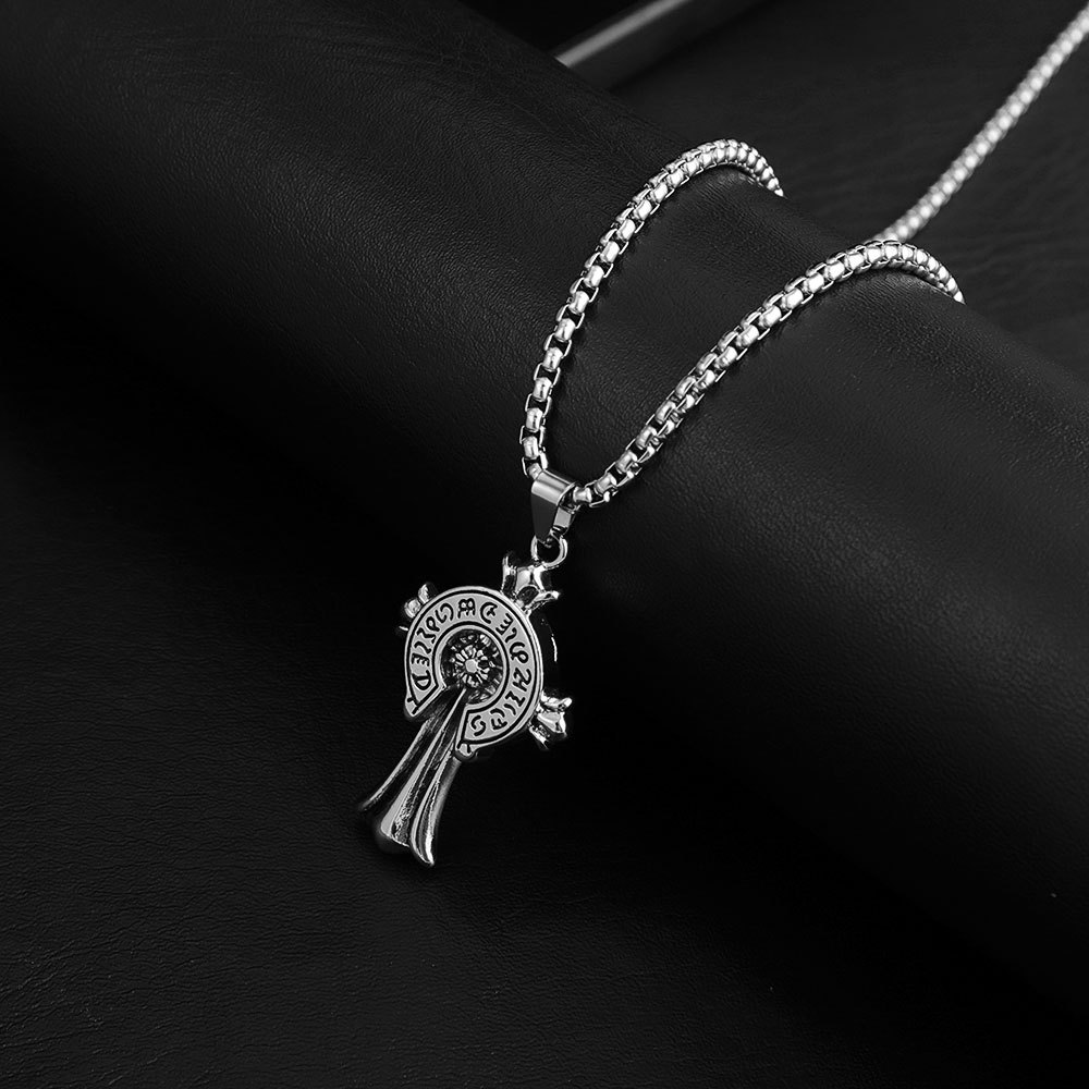 Foreign trade explosions European and American retro cross necklace men's domineering hip-hop personality sweater chain ins accessories pendant