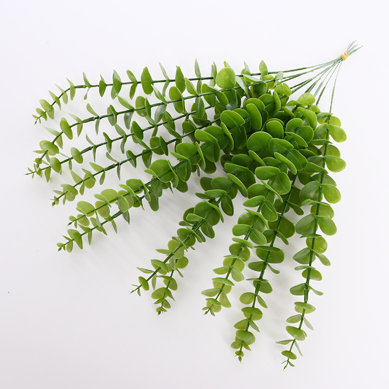 Simulation of single over-sized Eucalyptus Leaves ins Decorative Home Ornaments Wedding Matching Flower Arranging Accessories Simulation of Green Planting