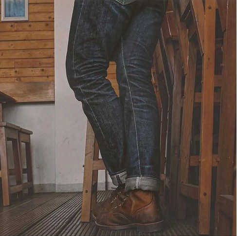 2021 Front Lace-up Brown Casual Solid Color Winter Star Wars Thick Heel Round Head Thickened Men's Martin Boots Stand-alone