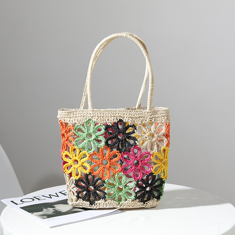 New Style Grass Woven Bag, Summer Freshness, Hollowed-out Flower Hand-woven Women's Bag, Shoulder Bag for Beach Vacation and Sand Beach