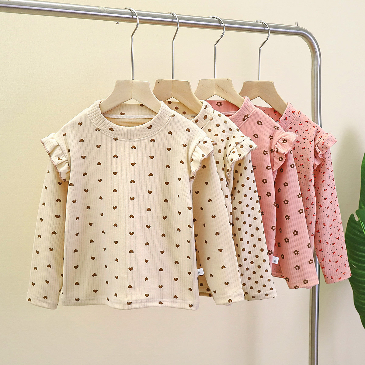 Girls' autumn and winter floral bottoming shirt girls' flying sleeve autumn T-shirt little girl's all-match internet celebrity flying sleeve bottoming shirt