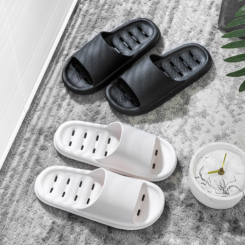 Bathroom leaking slippers female male Bath non-slip soft bottom thick bottom indoor home hotel hollow sandals wholesale