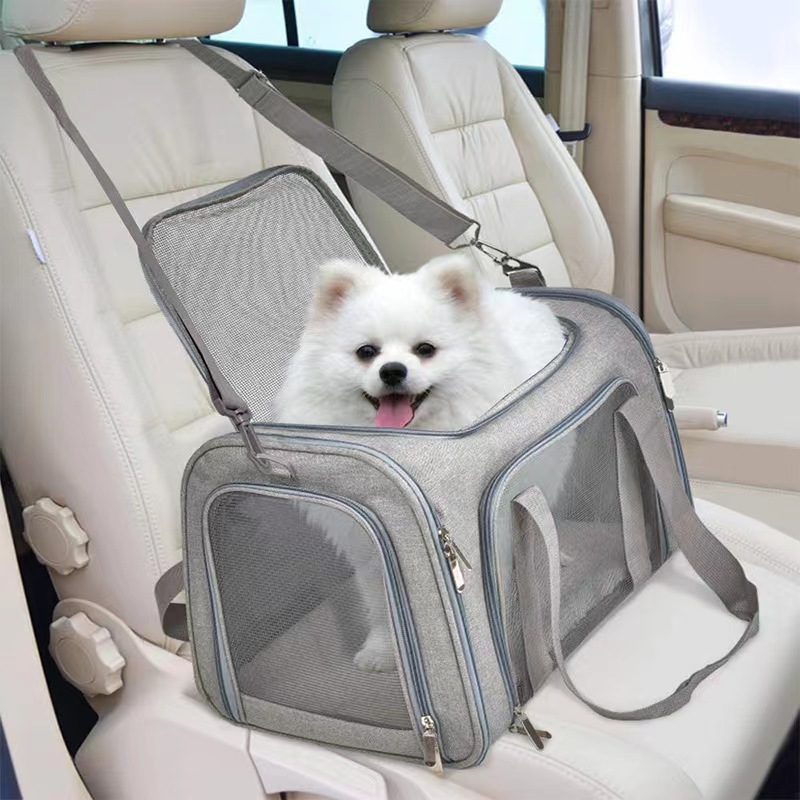 Factory direct supply cat bag out of portable large capacity portable pet bag to carry cat weaving cat cage