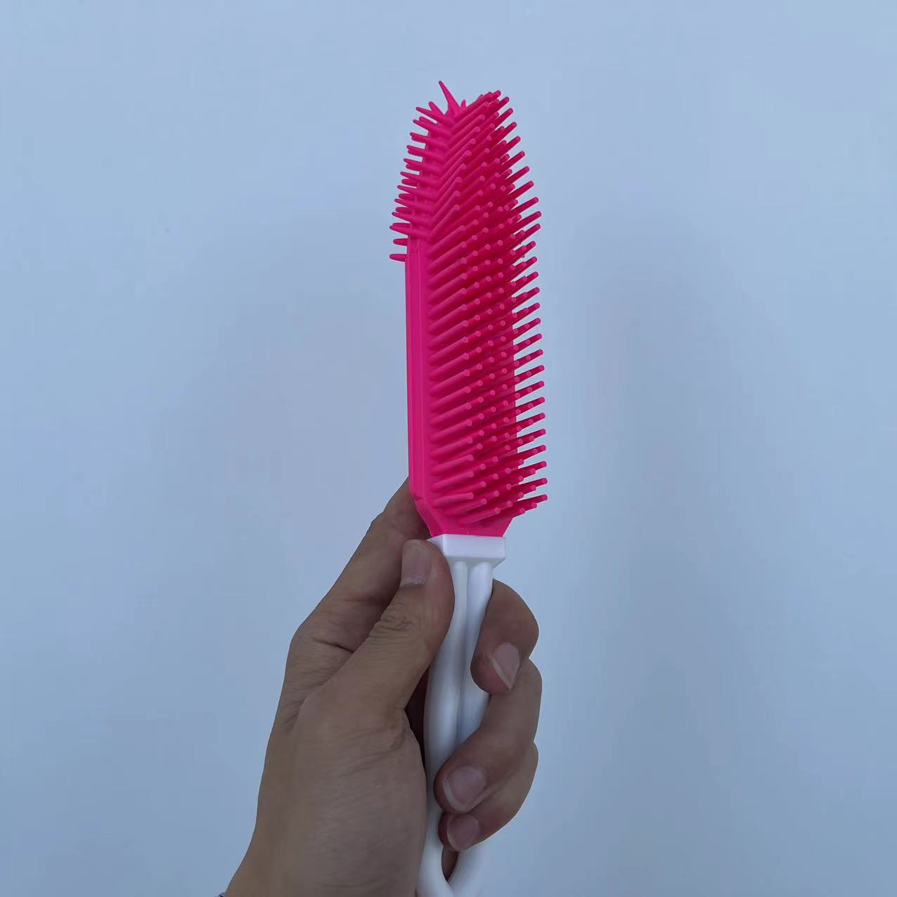 Pet Massage Brush Long Handle Hair Removal Soft Brush Dog Bath Brush Golden Hair Bath Brush Hair TPR Wholesale Amazon