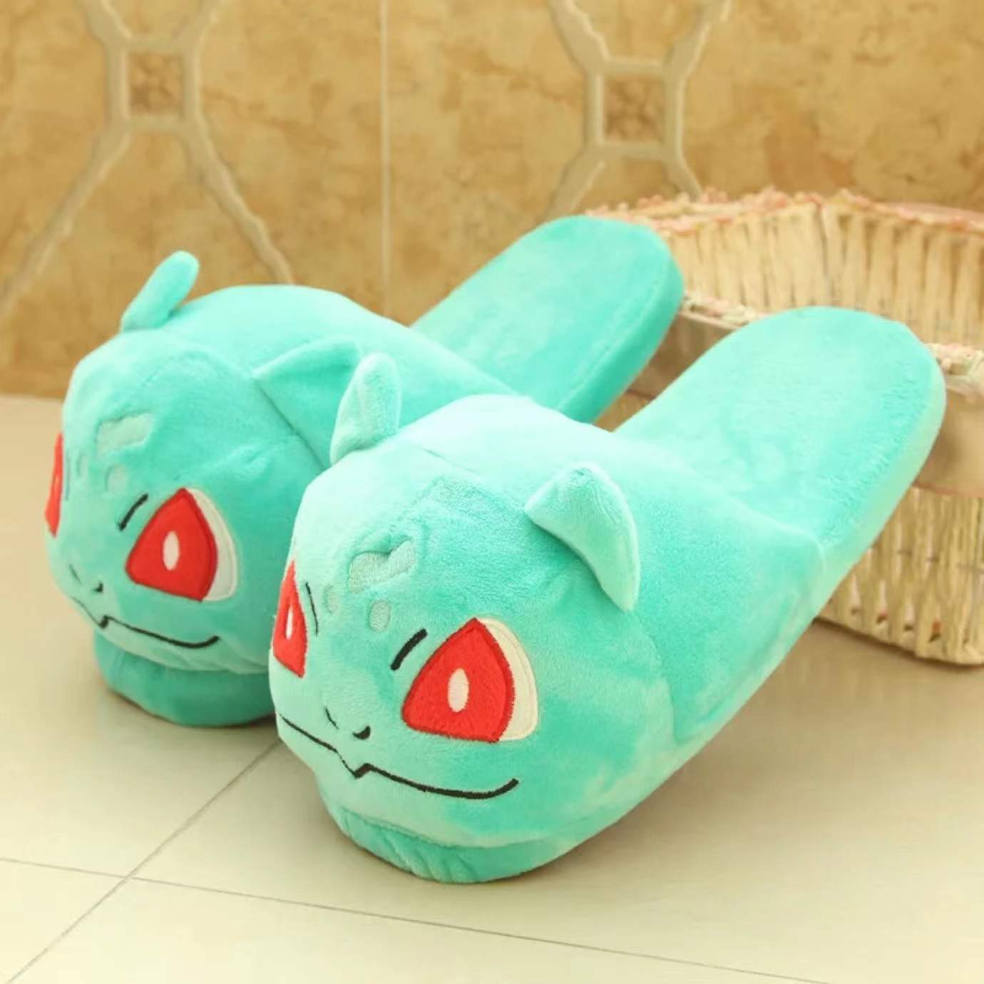 Spot cartoon Pokémon Pikachu plush cotton shoes light velvet slippers sewn shoes parent-child couple fluffy slippers