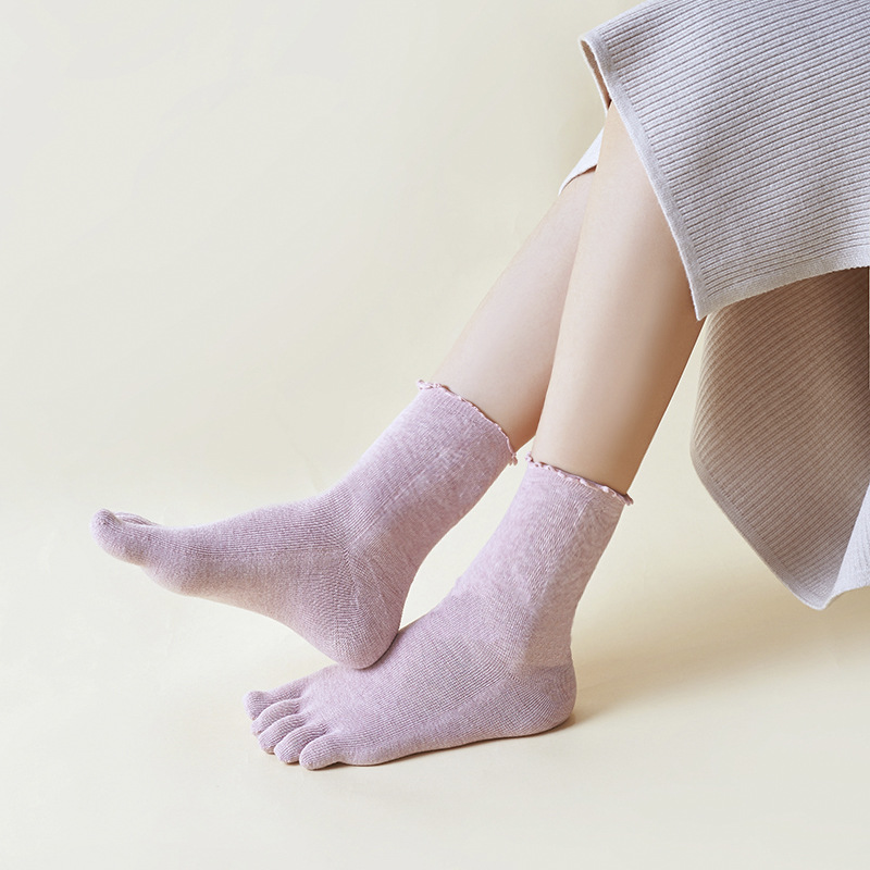 Autumn and Winter Lace Five-Finger Socks in Colorful Cotton_voghion.com