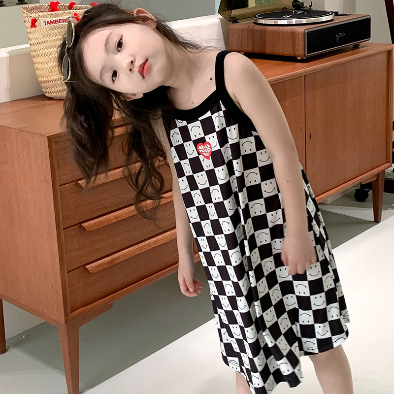 Summer 2024 Girls cute plaid suspender skirt small and medium children floral casual home dress baby Beach Skirt