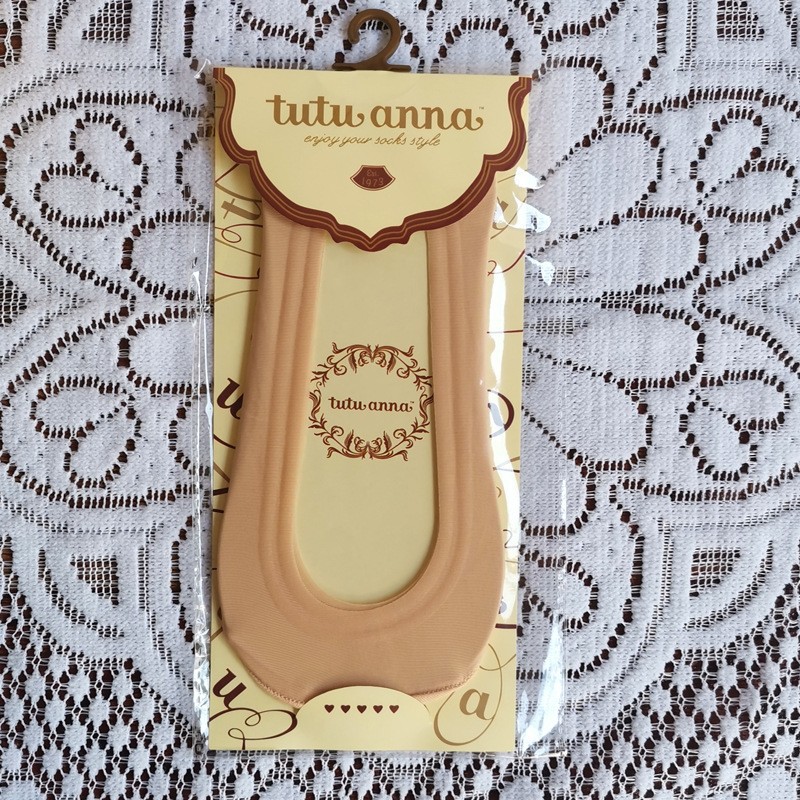 Independent packaging spring and summer ladies Ice Silk Cotton bottom sweat-absorbent tutu invisible socks silicone non-slip thin boat Socks wholesale