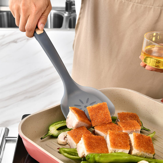 Translucent German standard LFGB silicone stainless steel inner core Chinese spatula Chinese spatula high temperature resistant non-stick spatula